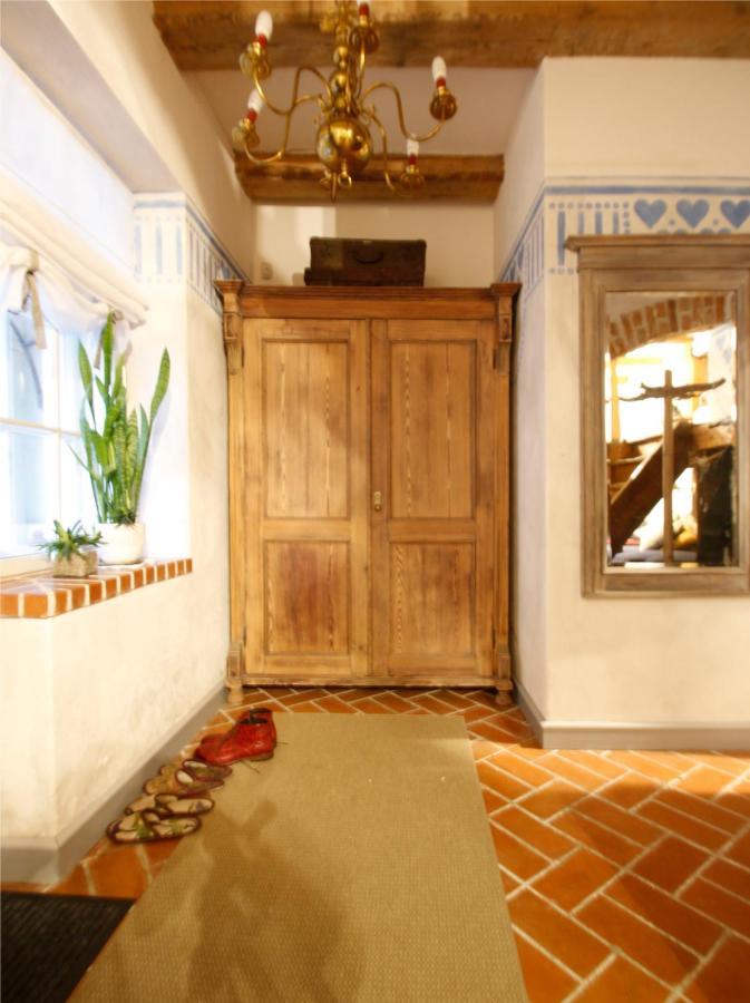Bohemian Hideout, Old Town, Tartu Home Екстер'єр фото