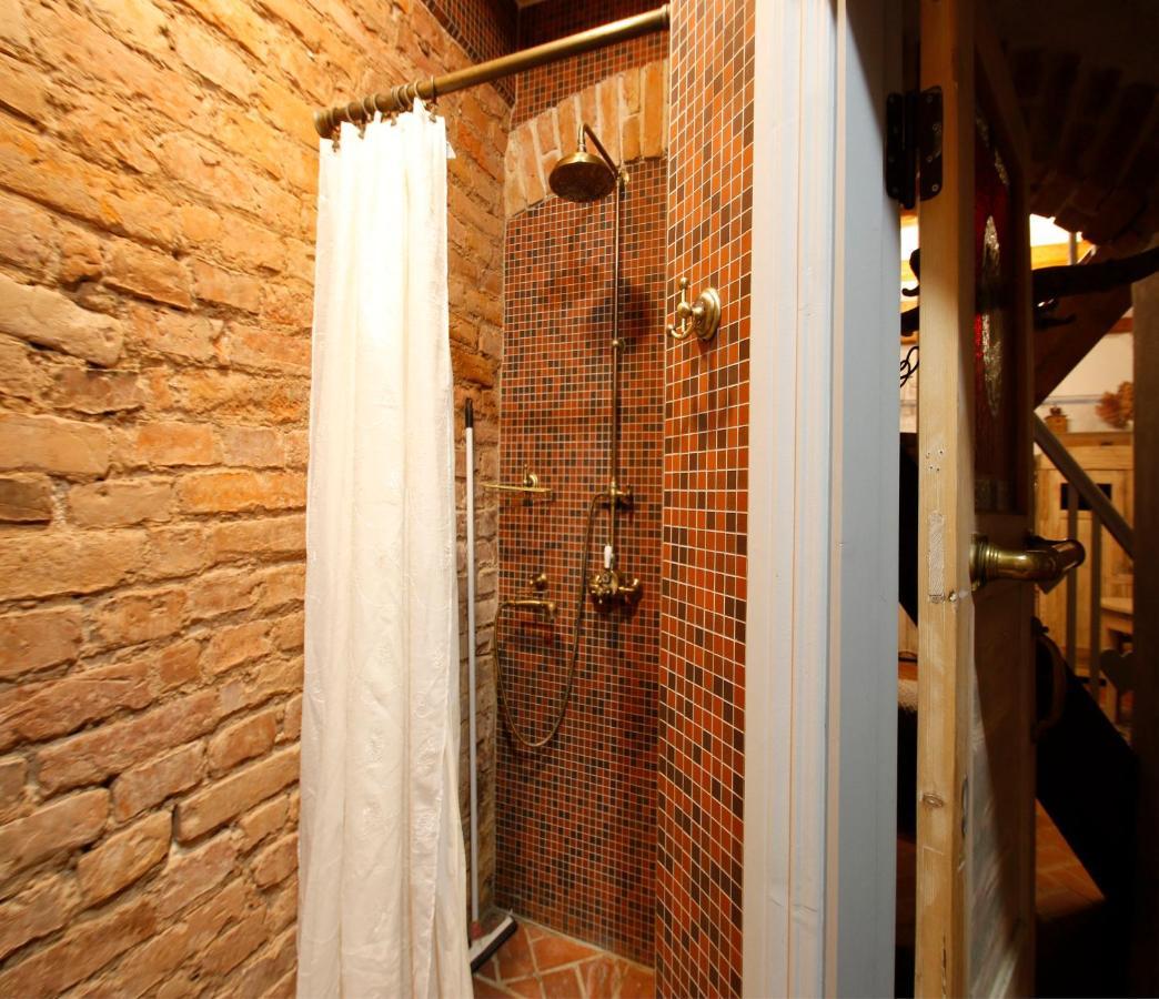 Bohemian Hideout, Old Town, Tartu Home Екстер'єр фото