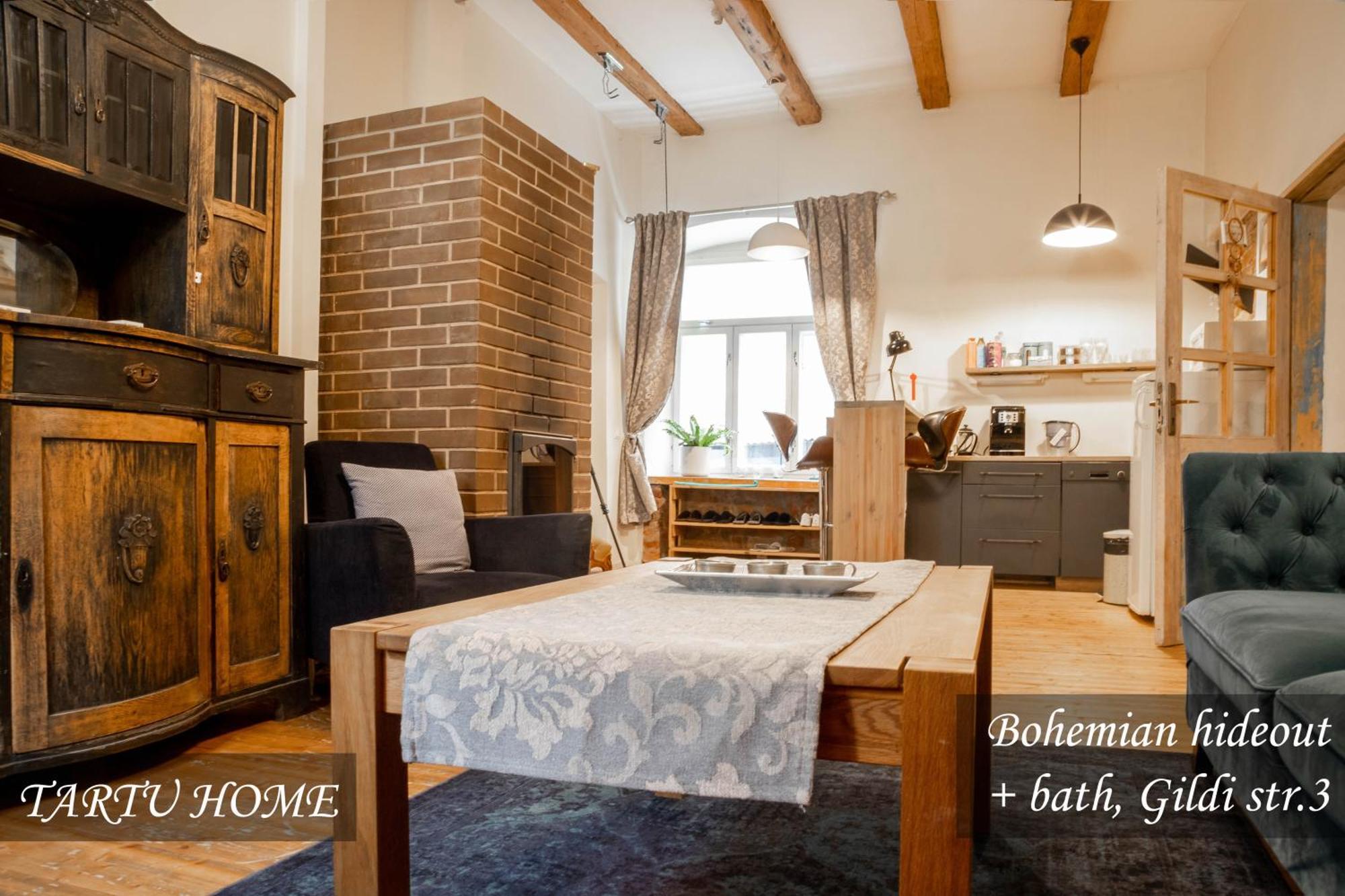 Bohemian Hideout, Old Town, Tartu Home Екстер'єр фото