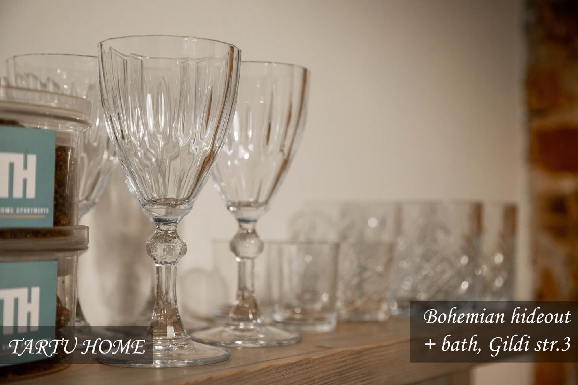 Bohemian Hideout, Old Town, Tartu Home Екстер'єр фото
