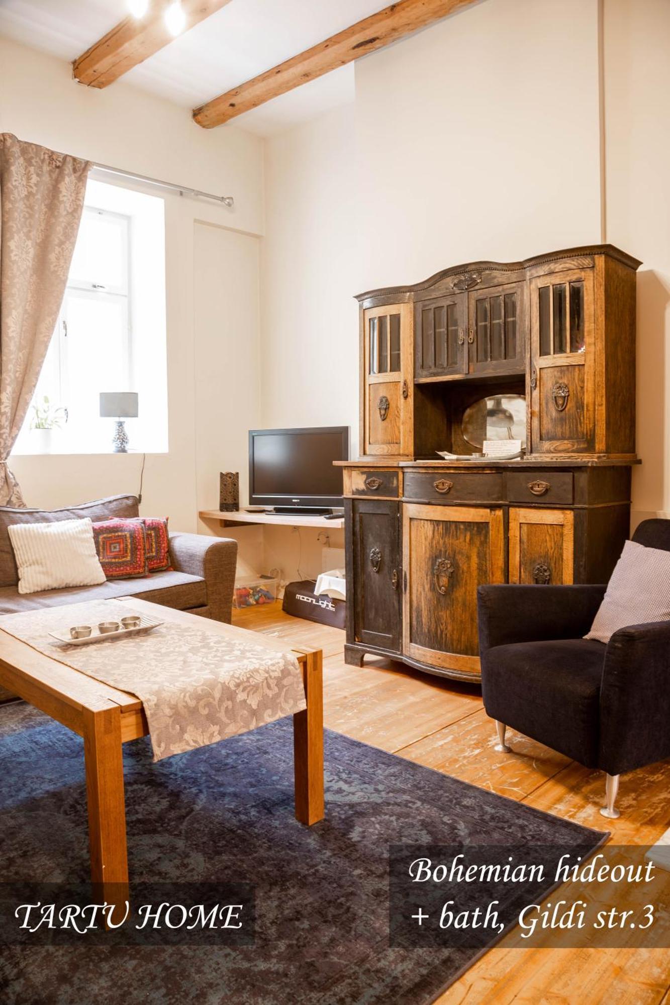 Bohemian Hideout, Old Town, Tartu Home Екстер'єр фото