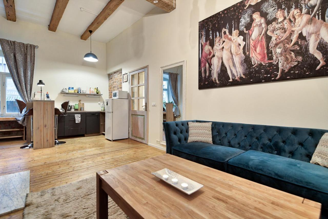 Bohemian Hideout, Old Town, Tartu Home Екстер'єр фото